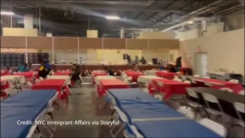 NYC meets with asylum seekers amid relocation push