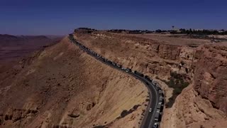 Israelis block road in protest against aid trucks to Gaza
