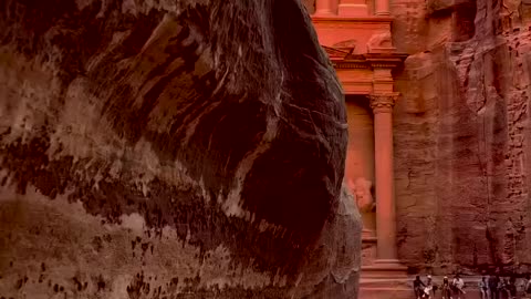 Petra, a hidden gem in the deserts of #Jordan,