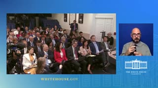 White House Reporter Gets Booed After Admitting She Never Watched Star Wars