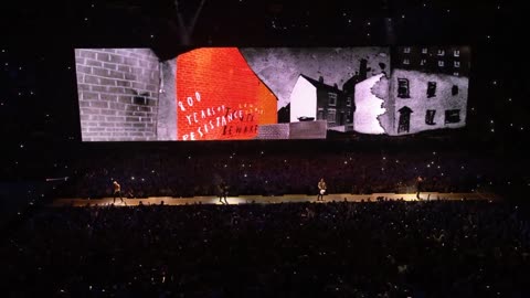 U2 - Sunday bloody Sunday Live (HBO Proshot Paris)