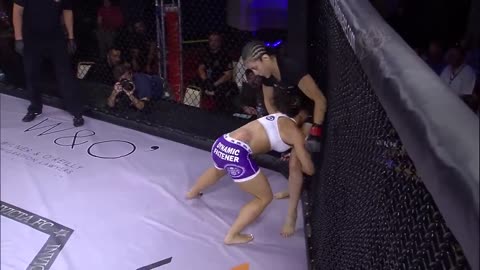 Full fight :Alexa grasso destroys Jodie espuibels face