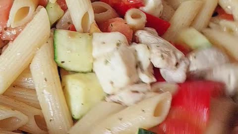 Most Popular Grandama Old Recipe for Stir fry pasta with cheese and Vegetables. 3 Minutes Recipe