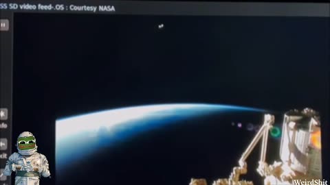 Video from the Nasa website live feed showing a huge extraterrestrial mothership