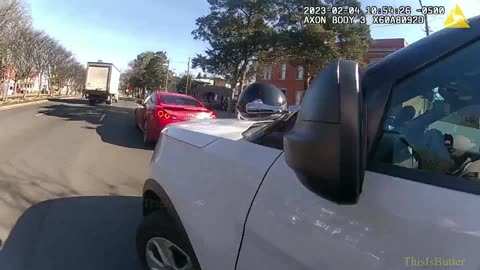 VCU police bodycam video shows suspect reach for officer’s gun in Richmond traffic stop