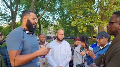 Mohammed Hijab vs Christian - YOU DON’T UNDERSTAND CHRISTIANITY - Speakers Corner
