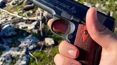 Shooting a Colt 1911 45 ACP