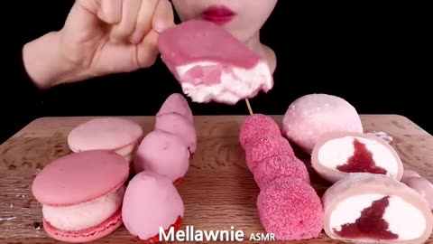 ASMR MUKBANG｜PINK FROZEN FRUITS, ICE CREAM, CHOCOLATE, MACARON, RICE CAKES EATING SOUNDS 핑크색 먹방