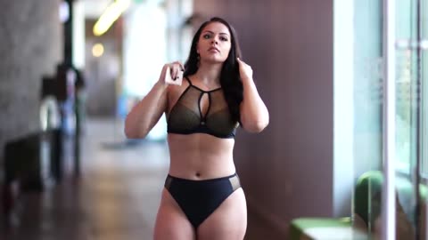 Curvy Fashion Sexy Hot Beautiful Girl