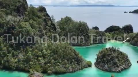 Like a Fragment of Heaven, This is Raja Ampat, Papua, the Paradise for Travelers