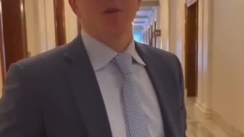 JAMES O’KEEFE💜🇺🇸🏅TEARING DOWN WALLS ON THE ENEMY🏗️🎪🎭