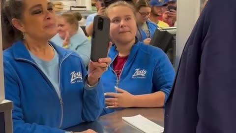 Ice Cream Shop Employees Prays with President Trump