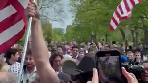 Counter protesters waving American flag are blasting “Born in the USA”🔥🔥🔥