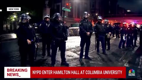 JUST IN: NYPD Begins To Stage Outside Columbia University