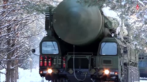 Russia Rattles Nuclear Sabre Saying It Is Preparing Its 'Yars' ICBMs For Combat Patrols