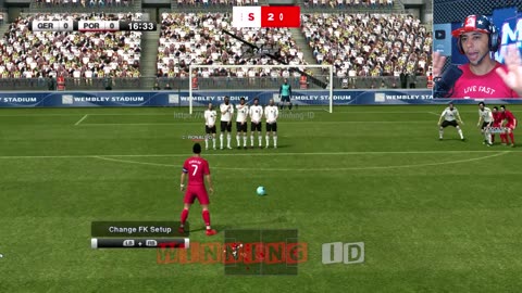 MARCANDO GOLS DE FALTA com CR7 em TODOS os PES ... (2003-2024)