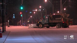 Road crews prepare for winter storm