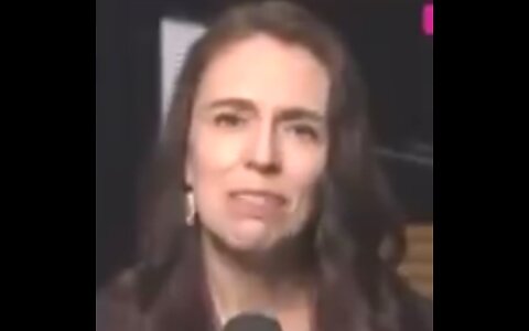 2021: Debunking prime minister of New Zealand Jacinda Ardern for blaming the unvaccinated