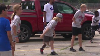 Veteran amputee softball team inspiring local kids