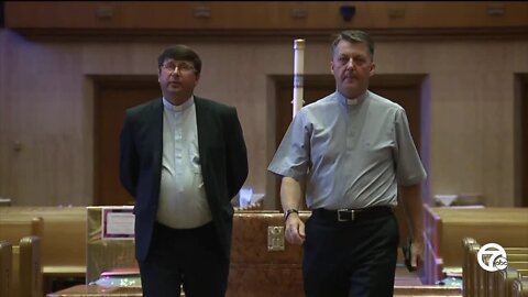 Polish priest visits metro Detroit churches to advocate help for Ukrainian refugees