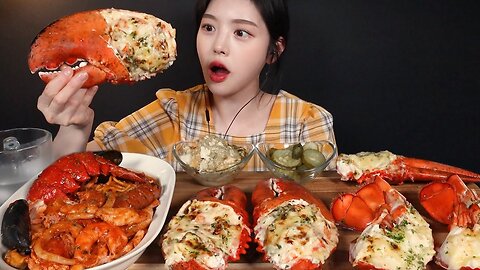 SUB)Butter-grilled Giant Lobster & Spicy Seafood Pasta MUKBANG ASMR Eating Sounds