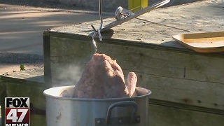 Warning: Know the risks before frying a turkey on Thanksgiving