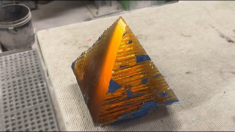 Carving Glass - Artist Vlog #6