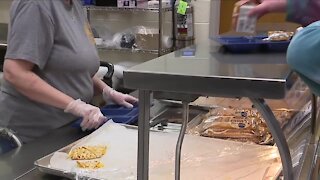 USDA extends free school meals for 2021-2022 school year