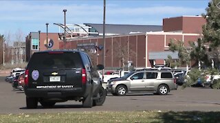 First day at Aurora public high schools under new closed-campus policy