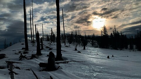 Ridgeline 360 Panorama of Lost Lake! | 4K Winter Snowshoe Hiking Potato Hill Sno-Park Central Oregon