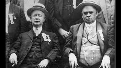 Al Capone, Hinky Dink & Bathhouse #chicagooutfit #organizedcrime #crime #chicago