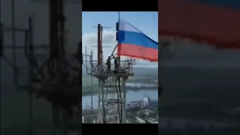 The Russian flag was raised on the TV tower of Kherson in honor of Russian Flag Day