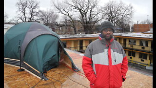 Chicago Pastor Raising Funds on Freezing Roof