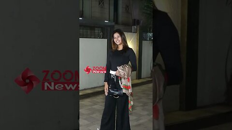 Anjali Arora Spotted At T-Series Office 💃