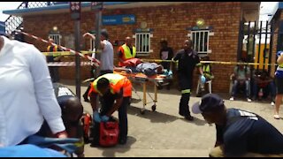 SOUTH AFRICA - Johannesburg - Metrorail train accident (Video) (s3T)