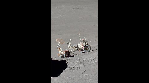 Som ET - 45 - Moon - Apollo 17 - Tracy's Rock and LRV - Video 3