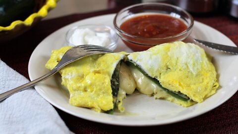 How to make a chili relleno omelet