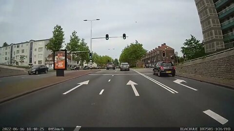 Clips vanuit de bus - juni 2022