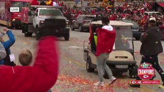 Patrick Mahomes takes to the streets