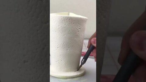 How I Create Styrofoam Texture on Hyperrealistic Cakes!