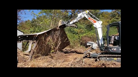 EP #20 - 38 Acre Southern Illinois Investment OLD BARN DEMOLITION & BARN PICKING 1 OF 2