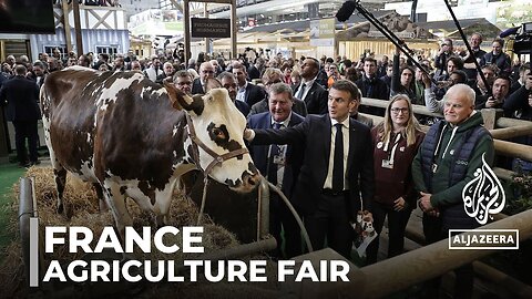 Farmers storm agriculture fair : Macron calls for 'calm' after fighting