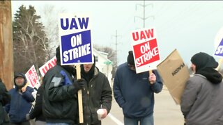 Wisconsin union workers on strike in Sheboygan and Burlington