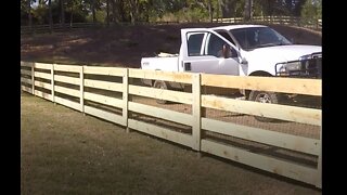 Backyard fence build