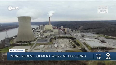 I-Team: Duke Energy is removing a 240-foot transmission tower from former Beckjord coal plant site