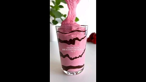 Healthy Frozen Strawberry Frosty 🍓 😋