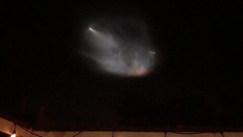 WEIRD LIGHT IN THE SKY OVER LOS ANGELES (Space X..or Aliens)