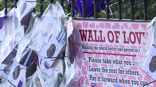 'Walls of Love' celebrates 500th wall dedicated in honor of Alianna DeFreeze