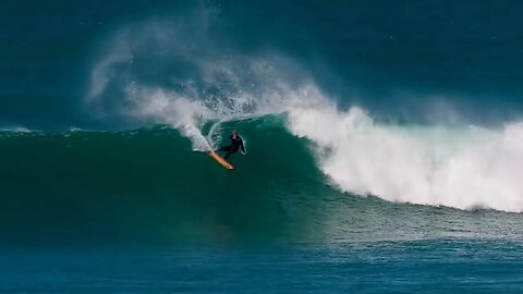 J-BAY PUMPING 8FT SUPER SESSION, JOHN PUTS ON A CLINIC WITH JORDY, ETHAN, JOAO AND MORE!