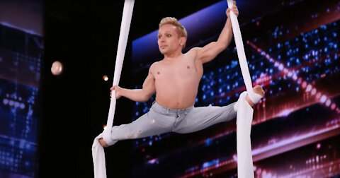 Alan Silva: Emotional Acrobat Is Out To Prove To His BULLIES That Size Does NOT Matter!